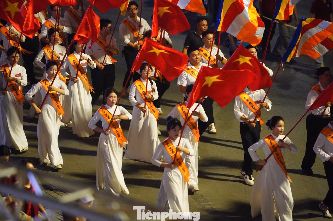 tp-xaloiduong16.jpg