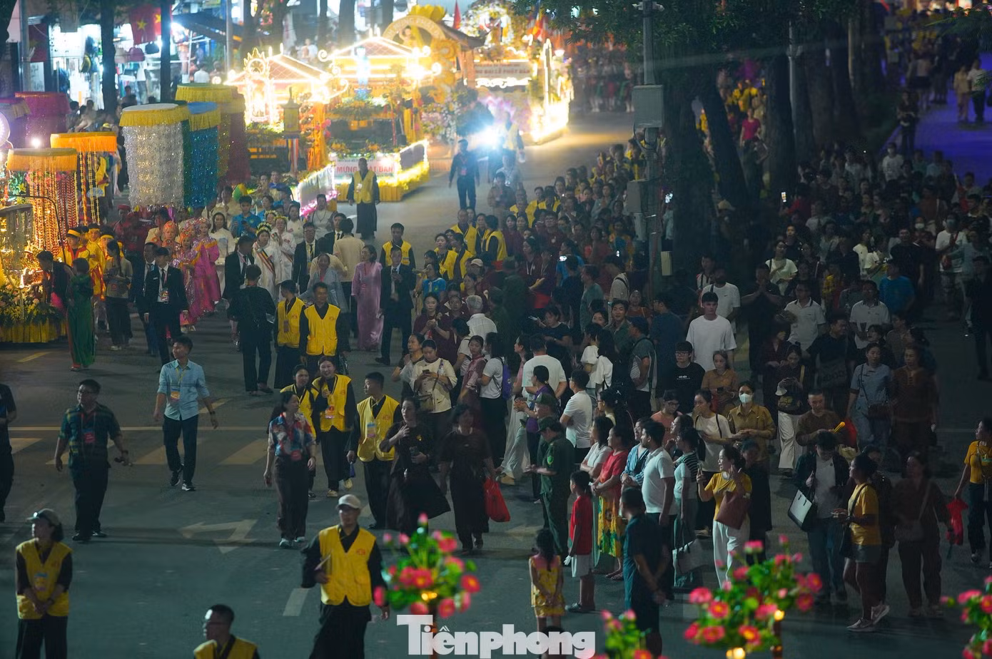 tp-xaloiduong80.jpg
