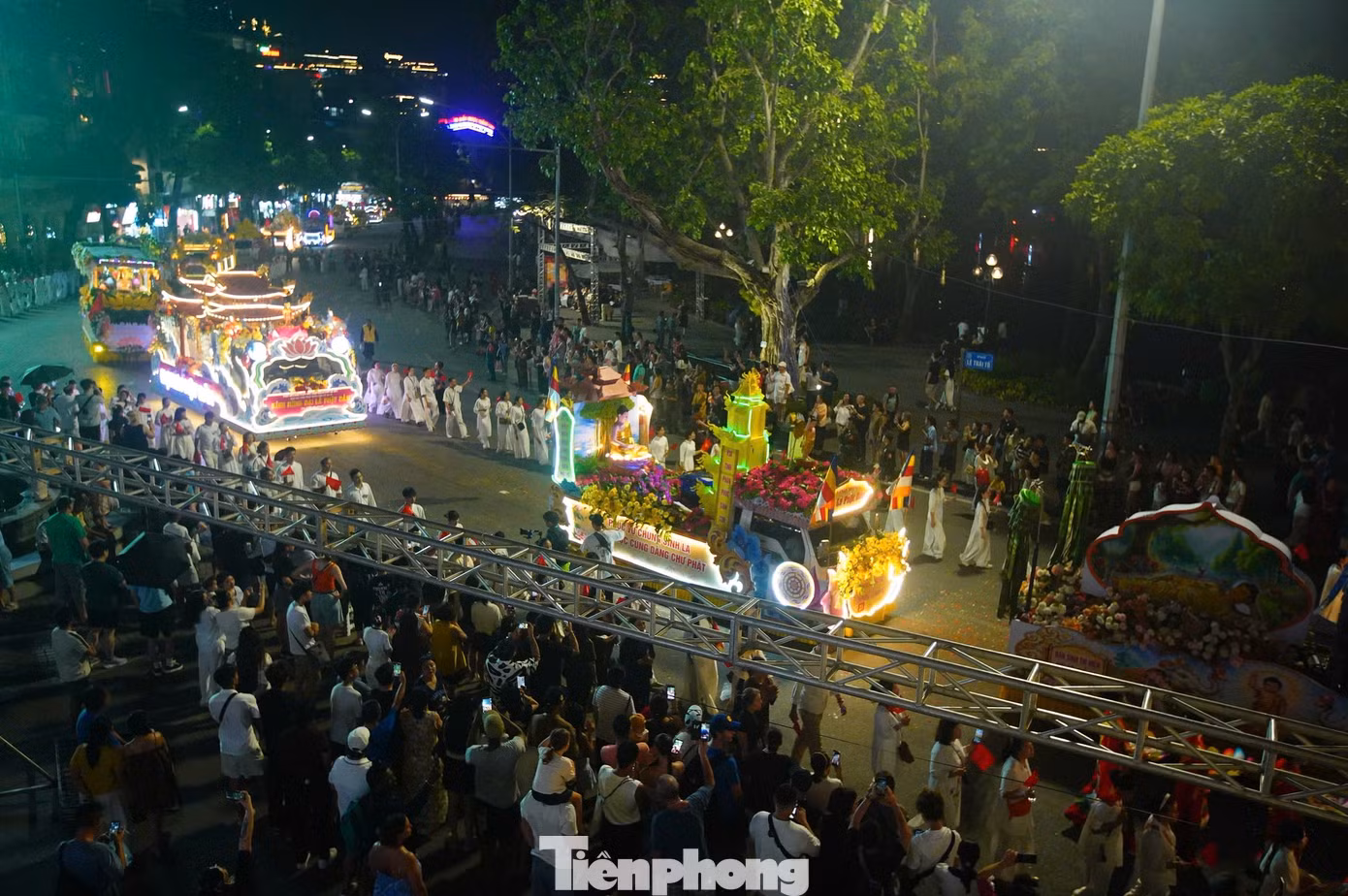 tp-xaloiduong23.jpg