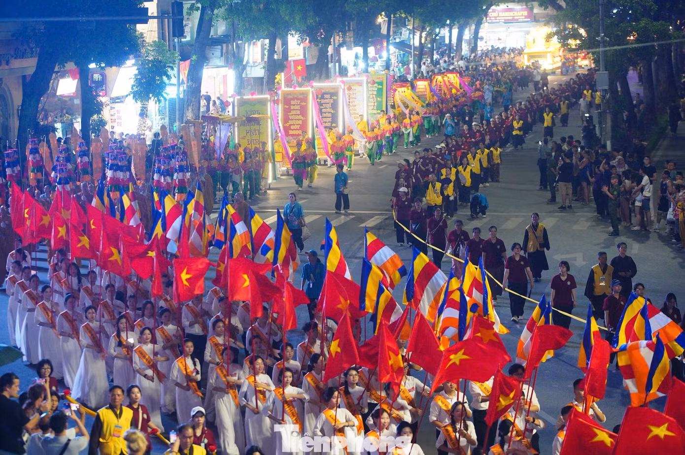 tp-xaloiduong7.jpg