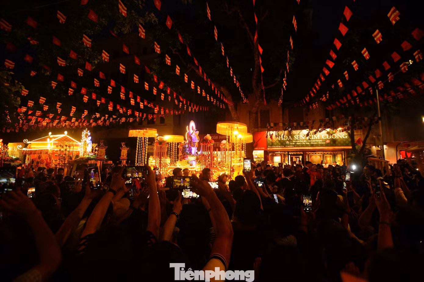 tp-xaloiduong67.jpg
