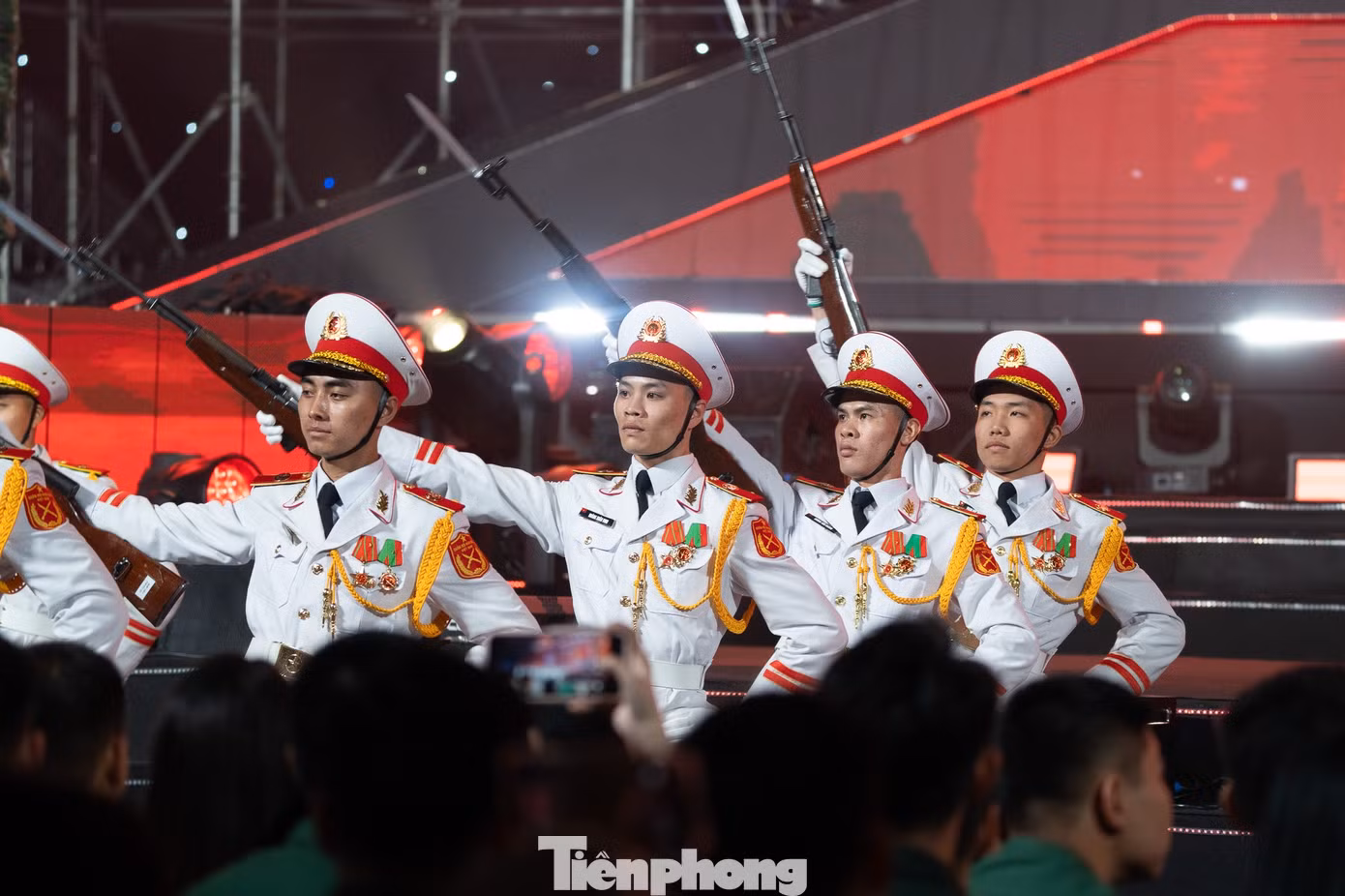 tp-quannhan3.jpg