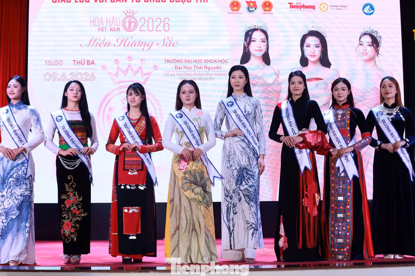 tp-tncatwalk21.jpg