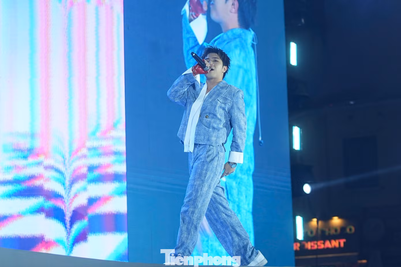 tp-dongnguoiqt82.jpg