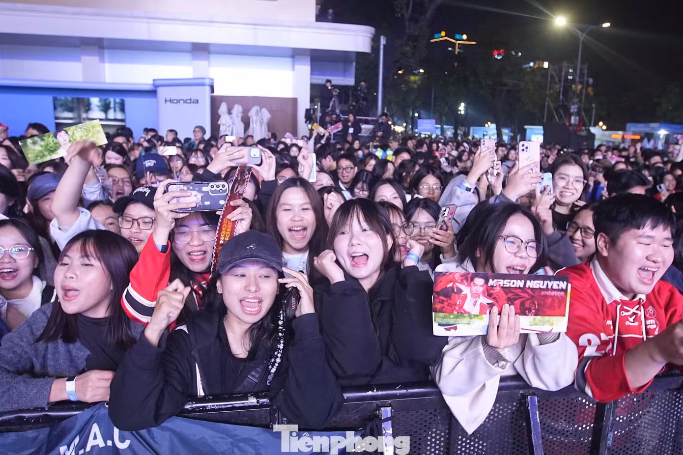 tp-dongnguoiqt64.jpg