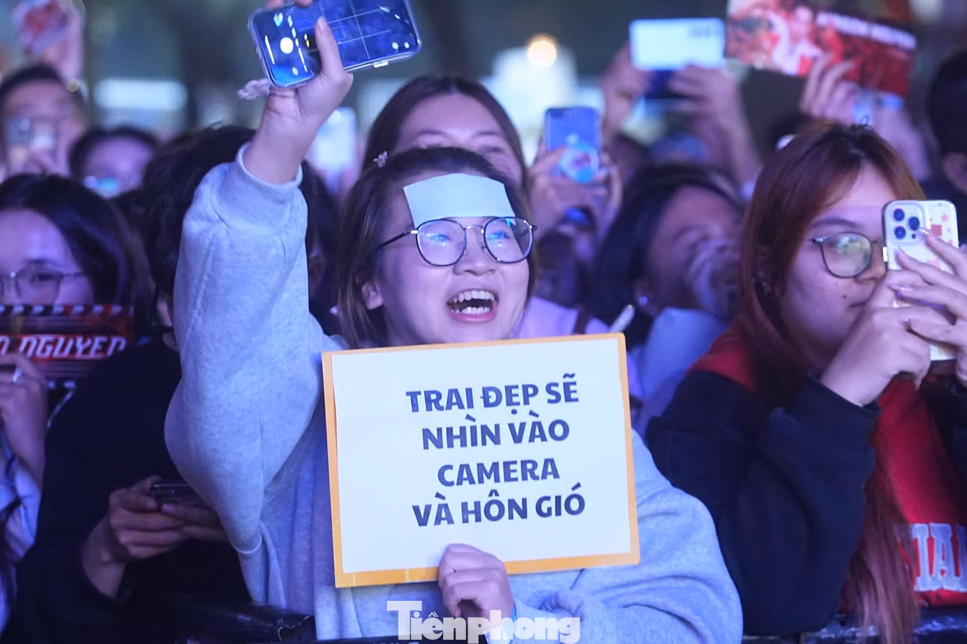 tp-dongnguoiqt71.jpg