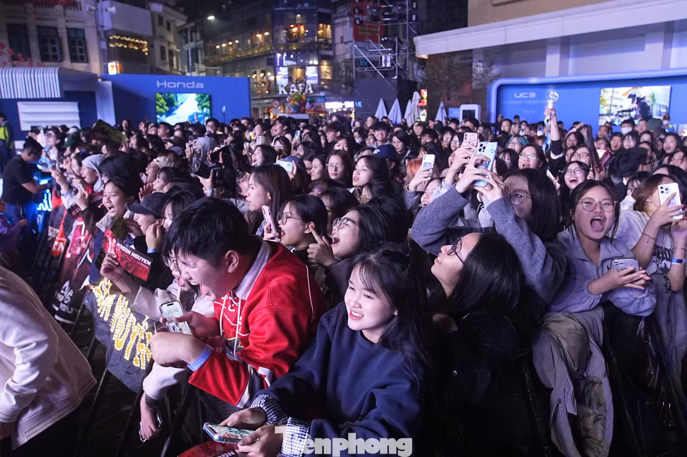 tp-dongnguoiqt65.jpg