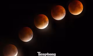 Hình ảnh 'siêu trăng máu' trên bầu trời Hà Nội