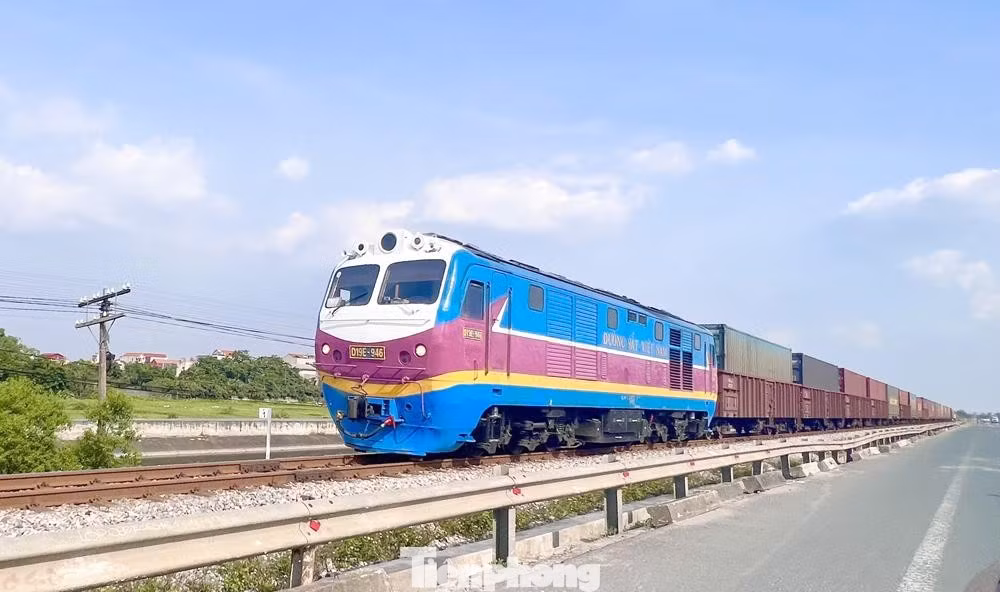 duong-sat-viet-nam-6097.jpg