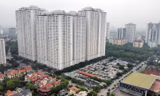 Hơn 10 năm chưa có sổ, cư dân chung cư 'vạn dân' được lấy ý kiến xử lý sai phạm chủ đầu tư