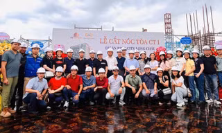 Rice City Long Châu cất nóc tòa CT1 – khẳng định cam kết về tiến độ, chất lượng và trách nhiệm với người mua nhà