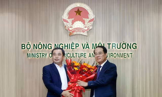 Bộ Nông nghiệp và Môi trường công bố quyết định bổ nhiệm cục trưởng