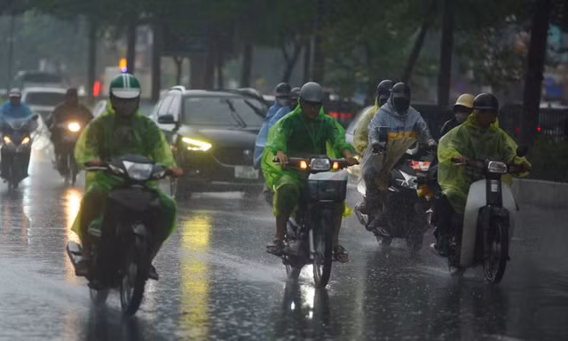 Từ chiều tối nay, miền Bắc mưa lớn 