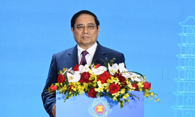 Thủ tướng Phạm Minh Chính: ASEAN cần thúc đẩy kết nối số, đào tạo nhân lực số