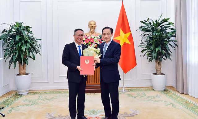 Ông Phạm Dứt Điểm làm Giám đốc Sở Ngoại vụ TPHCM