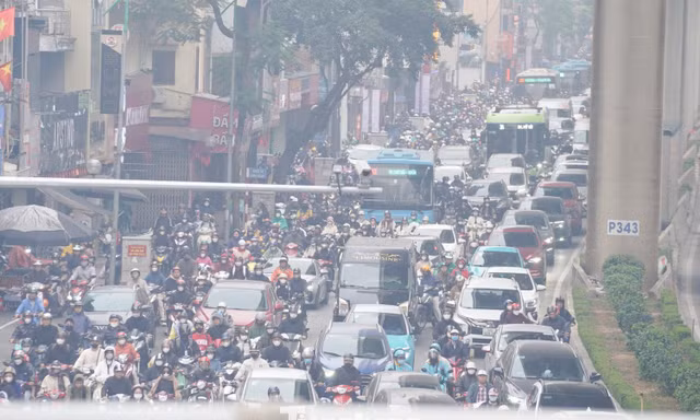 Ô nhiễm không khí ở miền Bắc, nhiều điểm cảnh báo màu tím