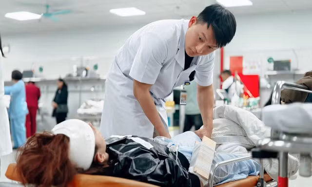 Thông tin chi tiết 7 nạn nhân vụ lật ô tô ở Lào Cai đang điều trị tại BV Việt Đức