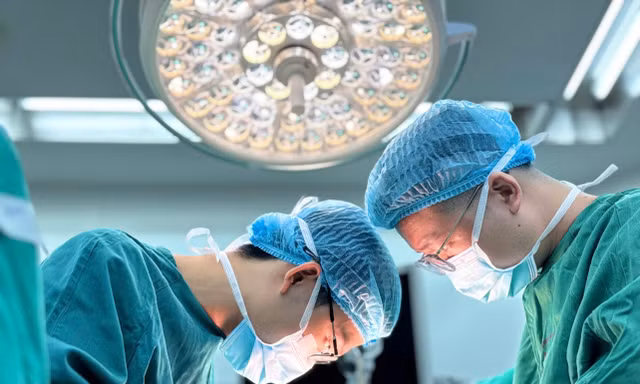 Khối u tưởng lành tính, hóa bệnh lý mạch máu hiếm gặp suốt 17 năm