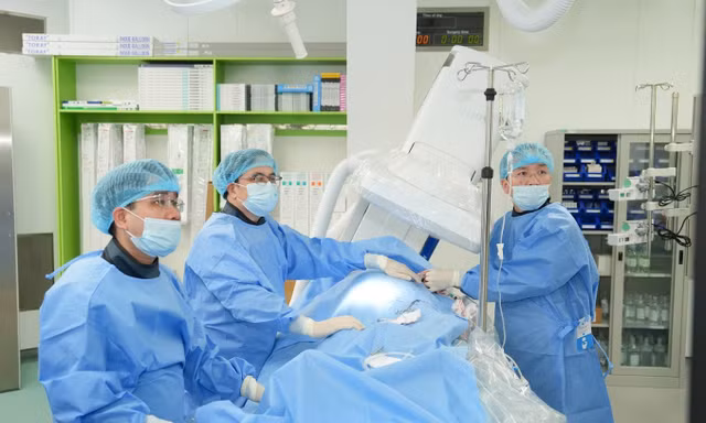 Giám đốc BV Bạch Mai: Chỉ cử cán bộ kinh nghiệm và chuyên môn sâu làm việc ở cơ sở Ninh Bình