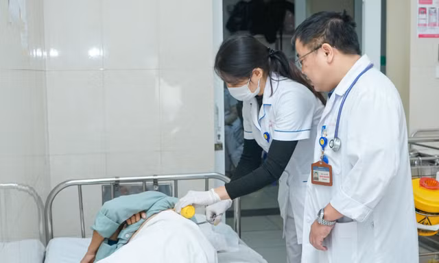 Bệnh zona ẩn mình trong cơ thể: Người có bệnh mạn tính đối mặt rủi ro cao