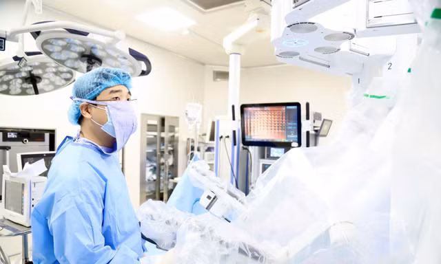 Dùng robot Da Vinci Xi phẫu thuật thành công ca ung thư thực quản phức tạp