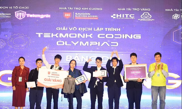 Học sinh giành giải cao VSAR năm ngoái tiếp tục trở lại ‘đường đua’