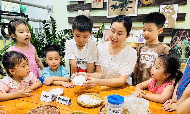 Giáo viên mong ngóng được hưởng hệ số lương đặc thù