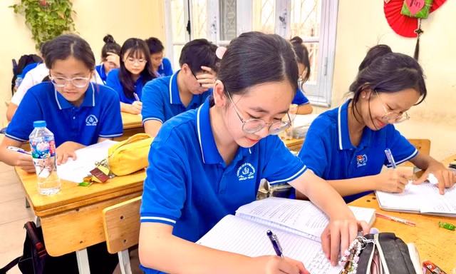 Thời điểm Hà Nội công bố điểm thi vào lớp 10 năm 2026