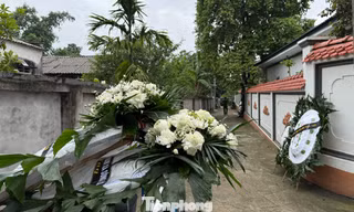 Nghẹn lòng 4 đám tang trong 1 thôn sau vụ 5 học sinh đuối nước ở Phú Thọ