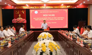 Chủ tịch UBND tỉnh Sơn La: “Doanh nghiệp có thể gọi điện cho tôi bất cứ lúc nào”