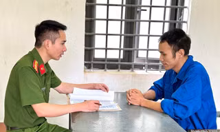 Khởi tố 2 đối tượng lập nhóm Facebook lừa đảo ‘bao luật’ cho phương tiện vận tải vi phạm