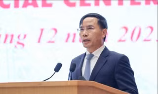 Ai là Giám đốc Trung tâm tài chính quốc tế tại TPHCM, Đà Nẵng?