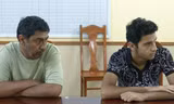 Hai người đàn ông nước ngoài dàn cảnh rồi trộm cắp ở Quảng Bình 