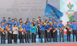Trao cờ ra quân 