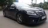 Lạ mắt với xe Toyota Camry độ đầu Lexus, đuôi BMW