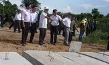 400 ngôi mộ bị múc nhầm đem bán