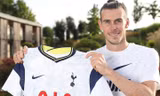 Gareth Bale rạng rỡ trở lại Tottenham.