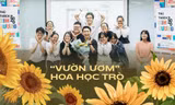 30 năm Hoa Học Trò ra số đầu: Nhớ thơ vang lên trong buổi sinh hoạt dưới cờ