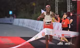 Làn gió ngoại khuấy đảo đường chạy Tiền Phong Marathon 2025
