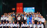 ĐH Duy Tân thăm, giao lưu, tặng quà CBCS Vùng 4 Hải quân