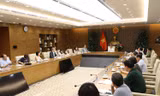 Dịch COVID-19: Chuyên gia quốc tế khuyến cáo Việt Nam việc mở cửa trở lại