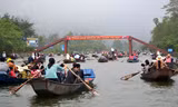 Xử lý hơn 30 xuồng, đò vi phạm tại Lễ hội Chùa Hương