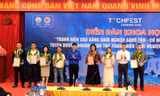 Tôn vinh những doanh nhân, doanh nghiệp tiêu biểu. 