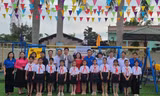 Niềm vui của các em học sinh xứ Lạng. 