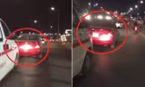 Clip ô tô con chắn đường xe cứu thương trên cầu vượt gây tranh cãi