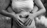 Sinh con thứ ba, cặp vợ chồng bị thu 1 tỷ đồng gây tranh cãi gay gắt trên mạng xã hội