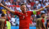 Balazs Dzsudzsak ghi bàn cho Hungary từ một pha đá phạt trực tiếp.