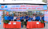 Tỉnh Đoàn Bình Dương thăm, tặng quà các chức sắc, tôn giáo nhân dịp kỷ niệm ngày thành lập Đảng