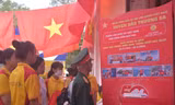 Triển lãm Quốc kỳ Việt Nam 'Non sông liền một dải'