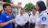 Thành Đoàn TP. HCM thăm hỏi, động viên các chiến sĩ ‘Tiếp sức mùa thi’ 2025